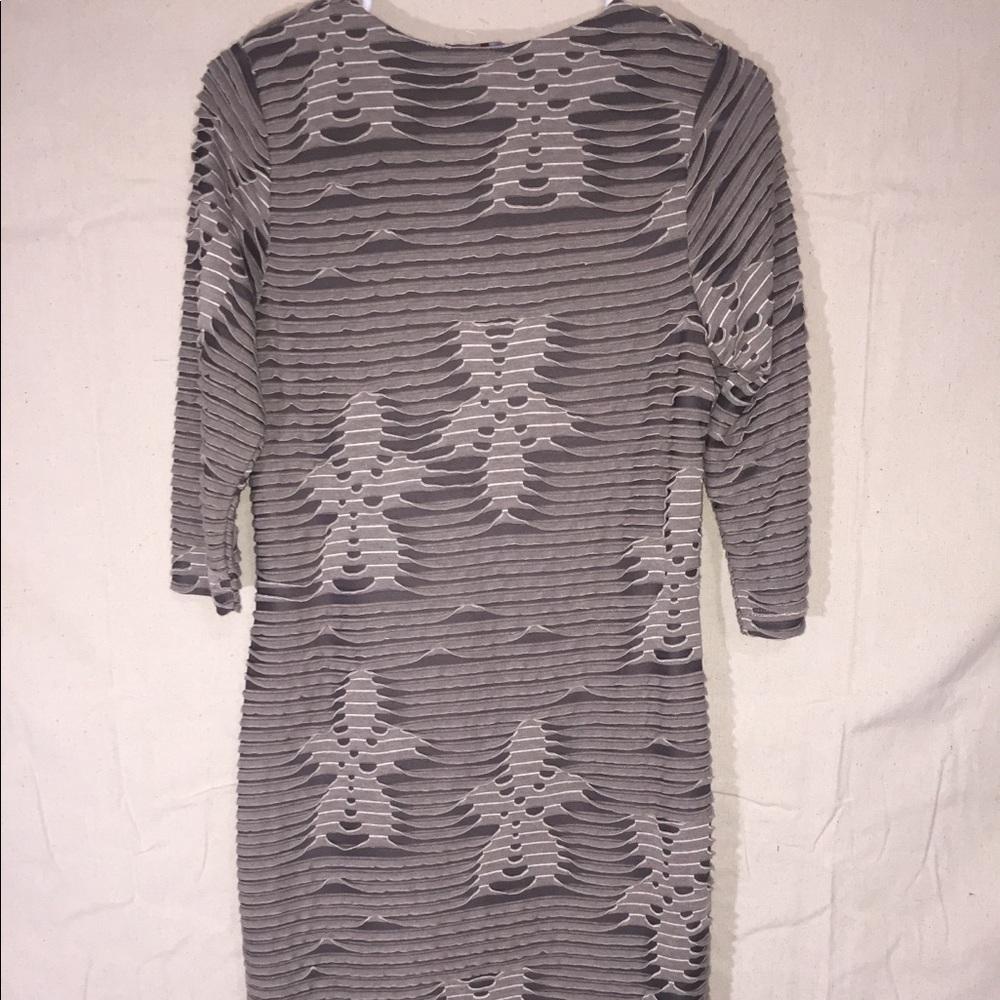 YEST DRESS - Picture 5 of 7